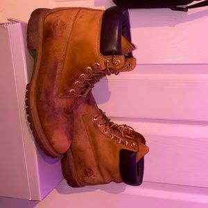 Mid condition. No holes.